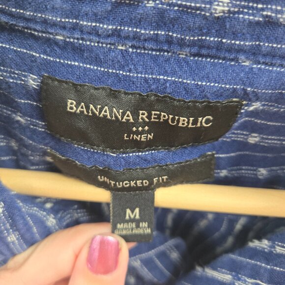 Banana Republic Blue Stripped Linen/Cotton Blend Long Sleeved Button Down Medium - Picture 6 of 8